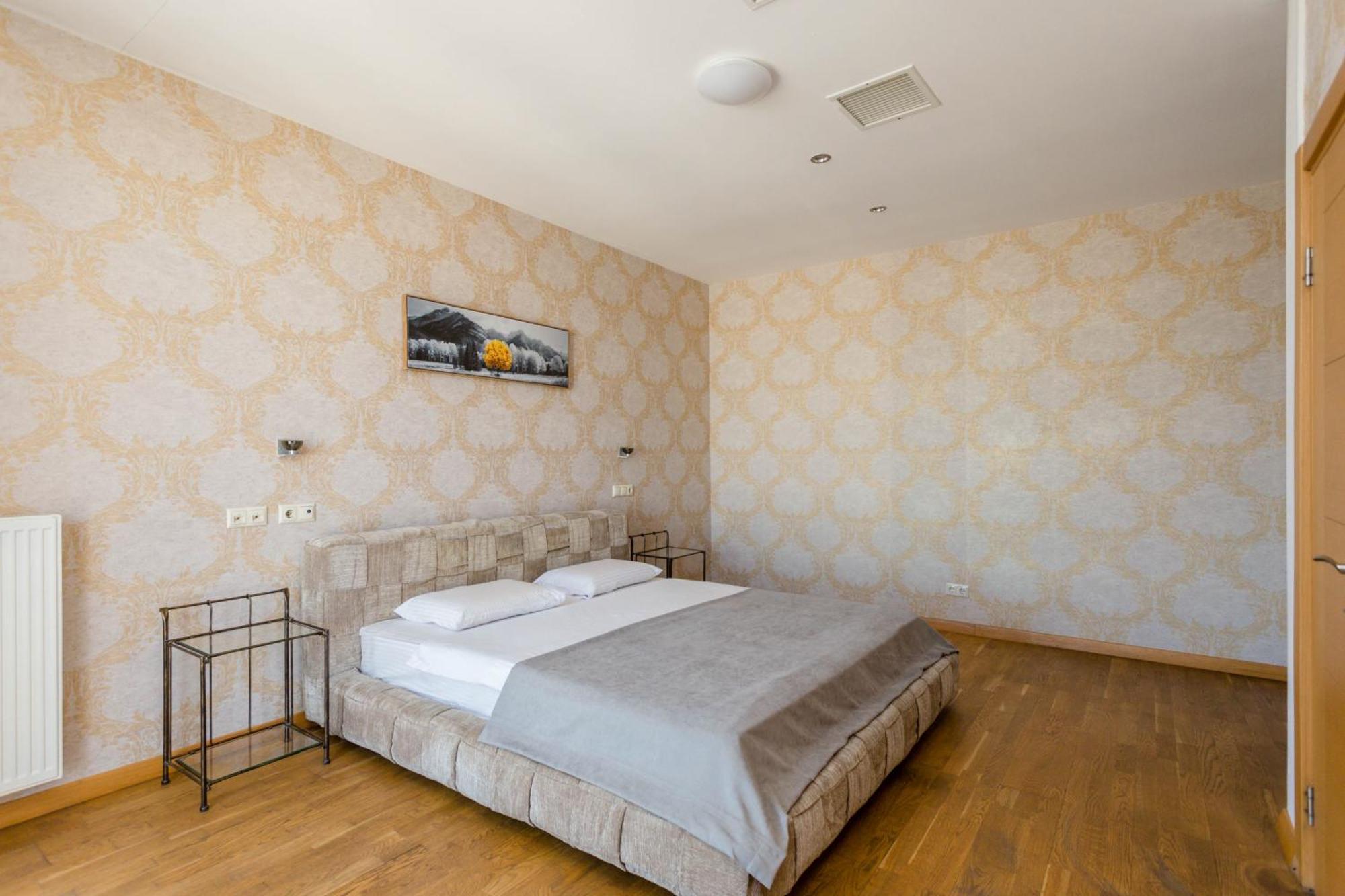 Apartment In The City Of ティビリシ エクステリア 写真